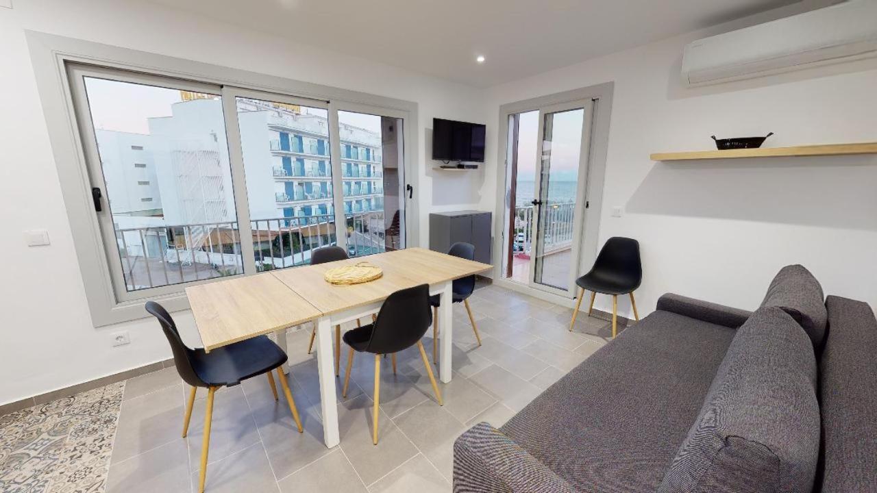 Atico Con Vista Mar. 50 M De La Playa - Casa Nova 13 Rosas
